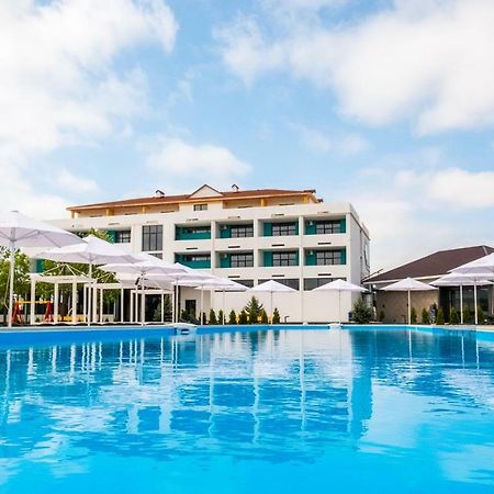 Welcome Summer Hotel Затока Екстериор снимка