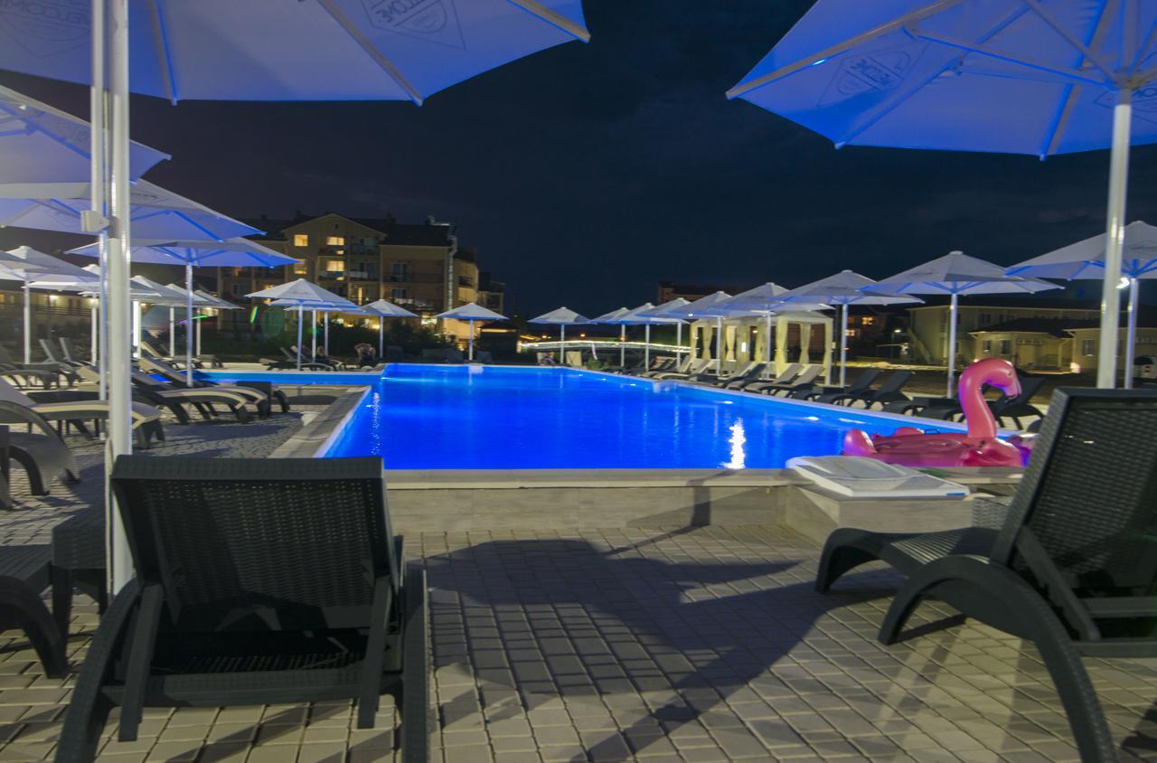 Welcome Summer Hotel Затока Екстериор снимка