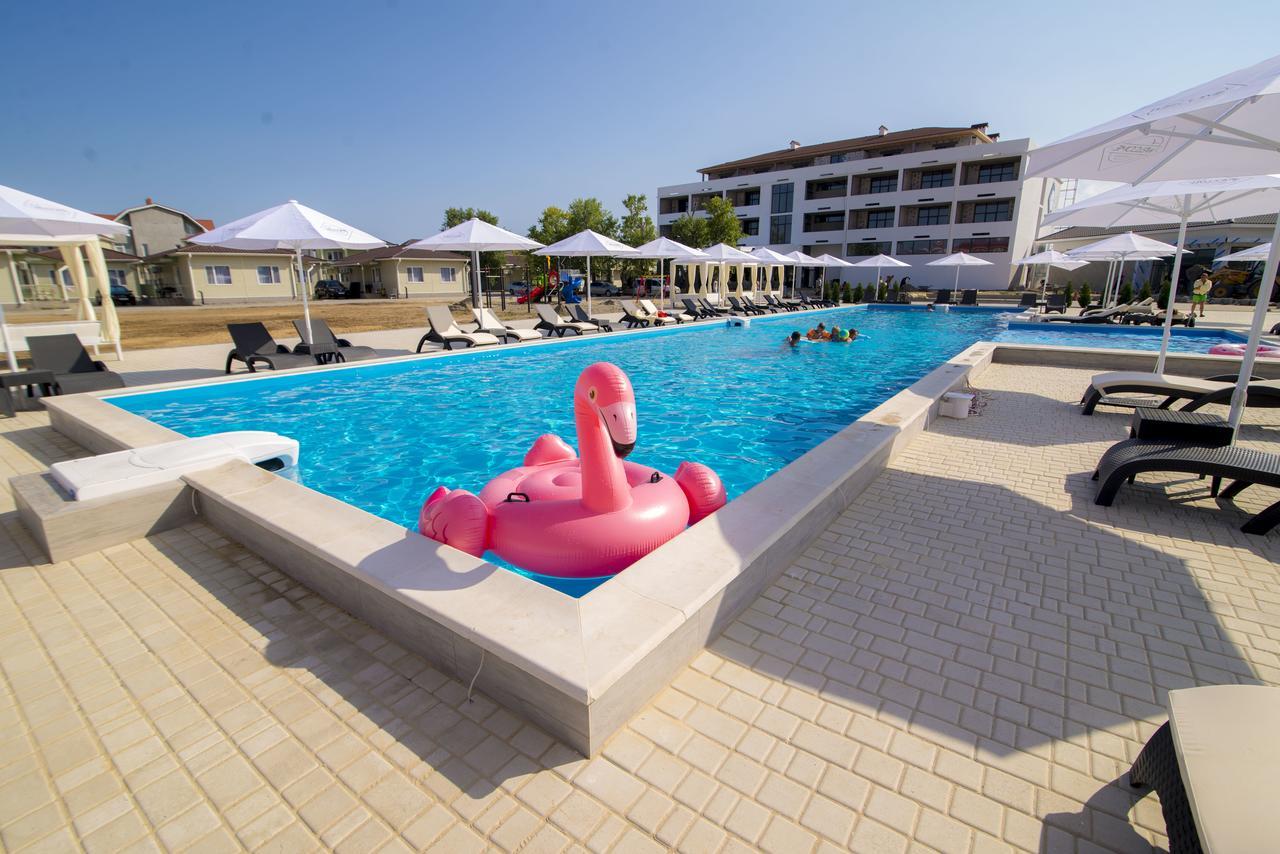 Welcome Summer Hotel Затока Екстериор снимка